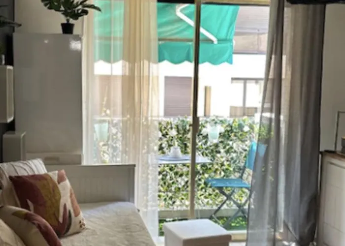 Charming For Two With Balcony In * Antibes