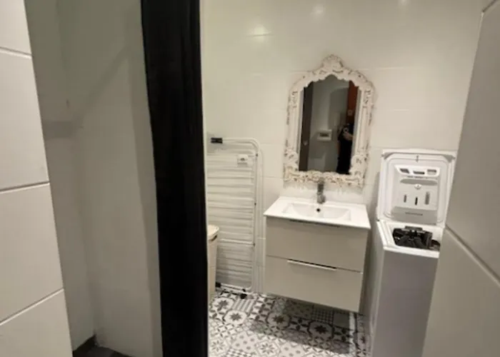 Charming For Two With Balcony In Appartamento *